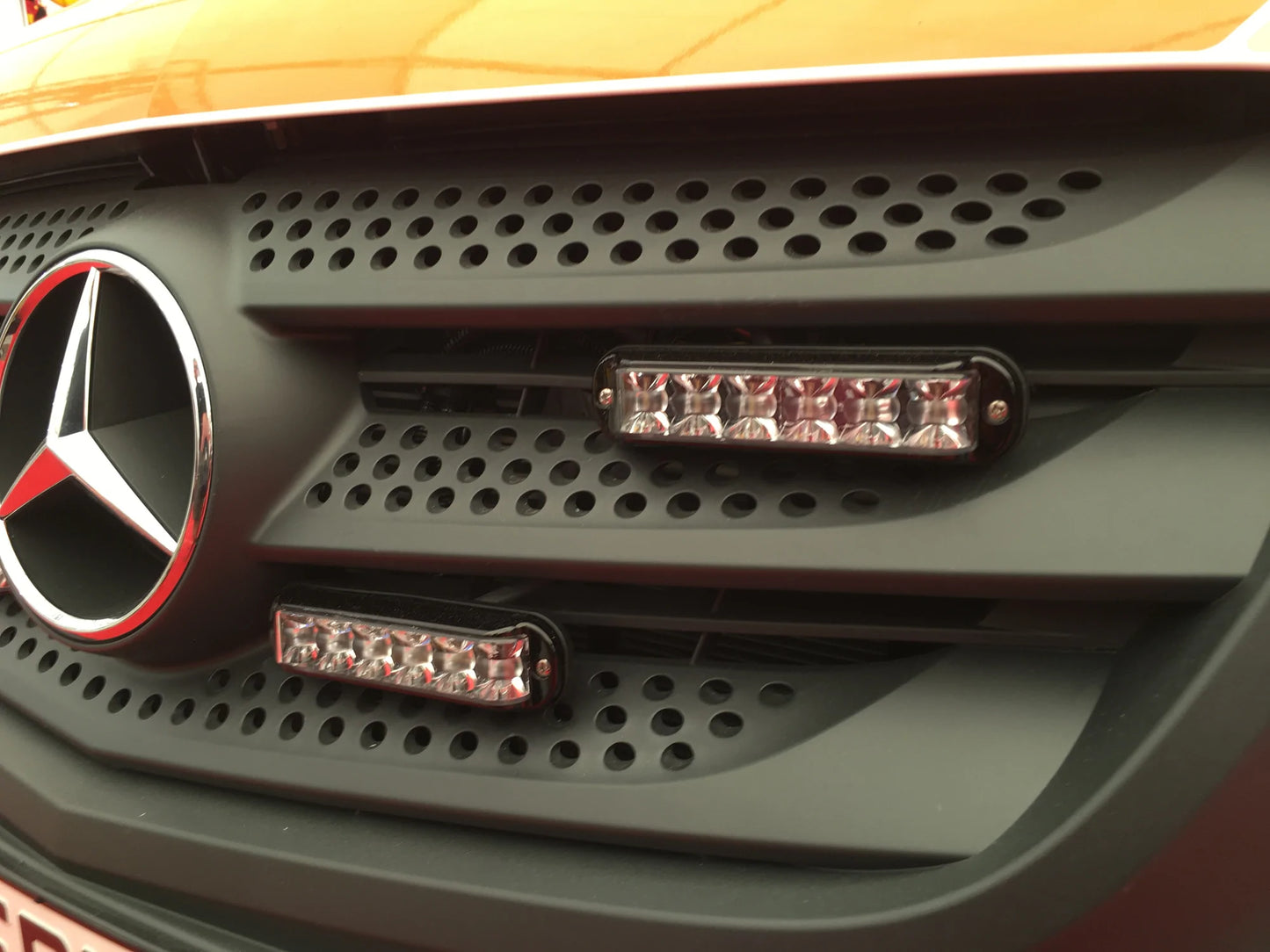 BX61 Grille Lamp